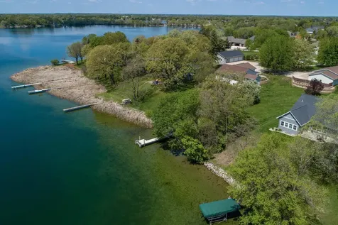 124 Bethesda Street NW Alexandria MN 56308