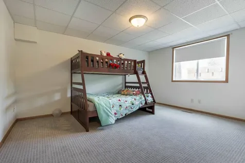 124 Bethesda Street NW Alexandria MN 56308