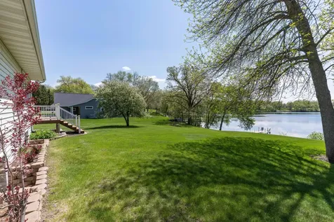 124 Bethesda Street NW Alexandria MN 56308