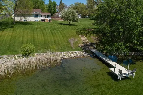 124 Bethesda Street NW Alexandria MN 56308