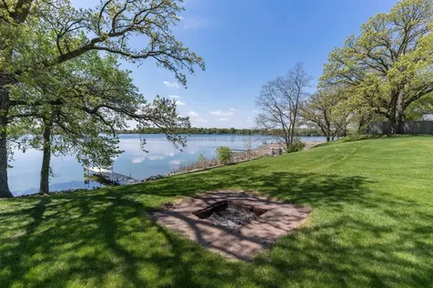 124 Bethesda Street NW Alexandria MN 56308