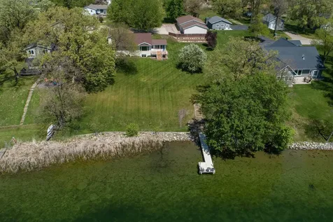 124 Bethesda Street NW Alexandria MN 56308