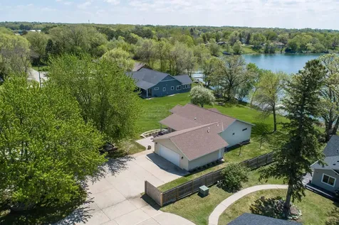 124 Bethesda Street NW Alexandria MN 56308