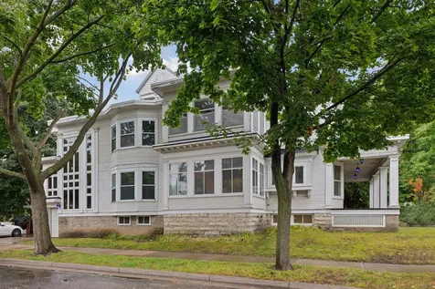 1820 Colfax Avenue S Minneapolis MN 55403