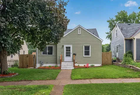 1843 Montana Avenue E Saint Paul MN 55119