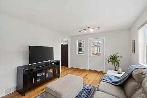 1843 Montana Avenue E Saint Paul MN 55119