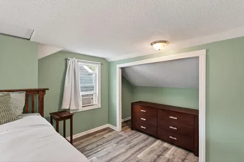 1843 Montana Avenue E Saint Paul MN 55119