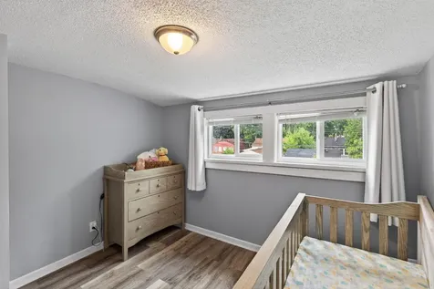 1843 Montana Avenue E Saint Paul MN 55119