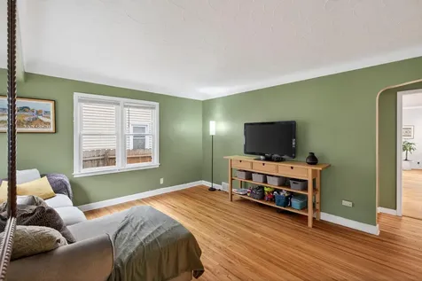 1843 Montana Avenue E Saint Paul MN 55119