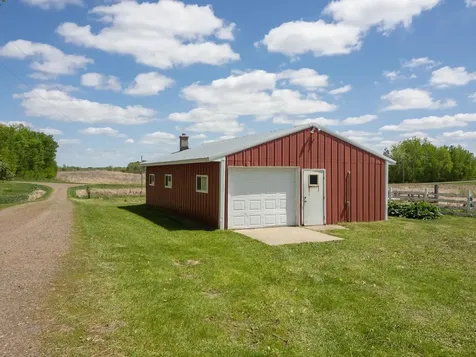 38500 Holly Street NW Stanchfield MN 55080