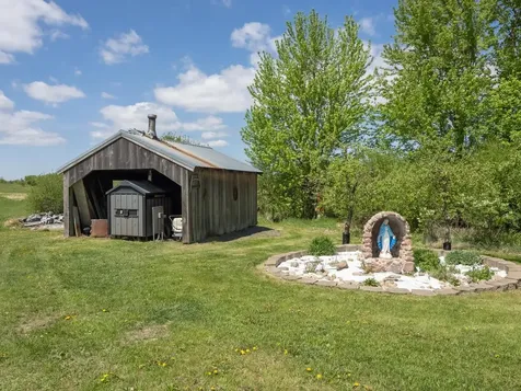38500 Holly Street NW Stanchfield MN 55080