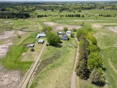 38500 Holly Street NW Stanchfield MN 55080