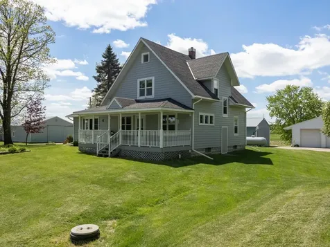 38500 Holly Street NW Stanchfield MN 55080