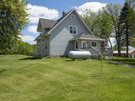 38500 Holly Street NW Stanchfield MN 55080