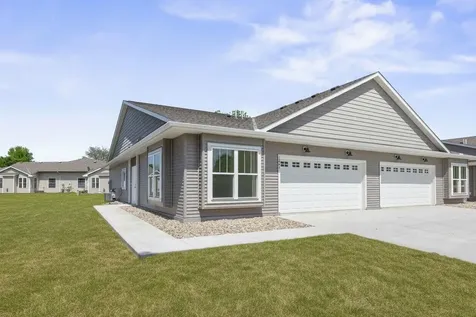 1021 Golf Course Road NW Hutchinson MN 55350