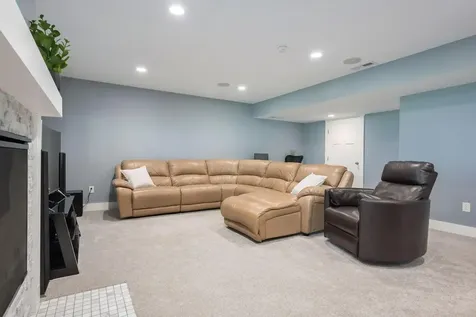 5420 Southridge Circle Woodbury MN 55129
