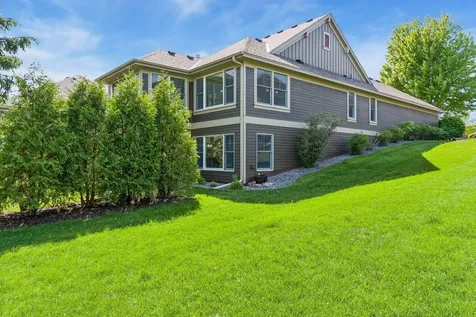 1367 Palisade Path Woodbury MN 55129
