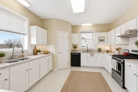 2888 Eagle Valley Drive Woodbury MN 55129