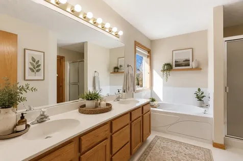 2888 Eagle Valley Drive Woodbury MN 55129