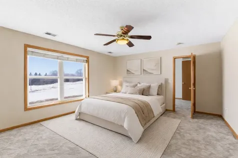 2888 Eagle Valley Drive Woodbury MN 55129
