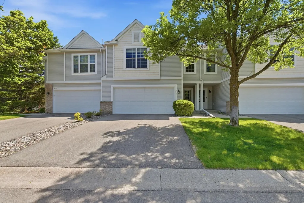 375 Wagon Wheel Lane Chaska MN 55318