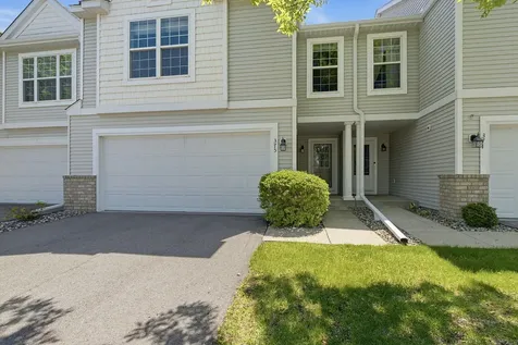 375 Wagon Wheel Lane Chaska MN 55318