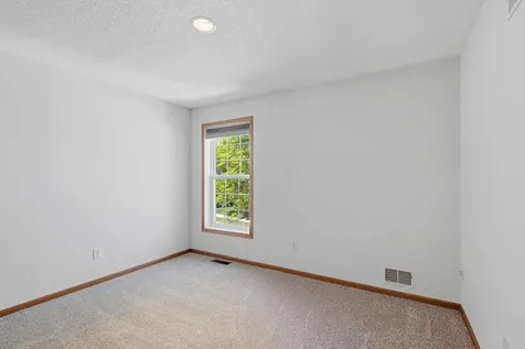 375 Wagon Wheel Lane Chaska MN 55318