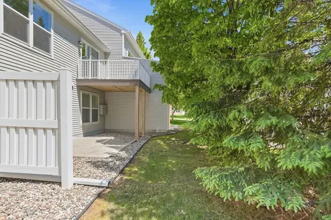 375 Wagon Wheel Lane Chaska MN 55318