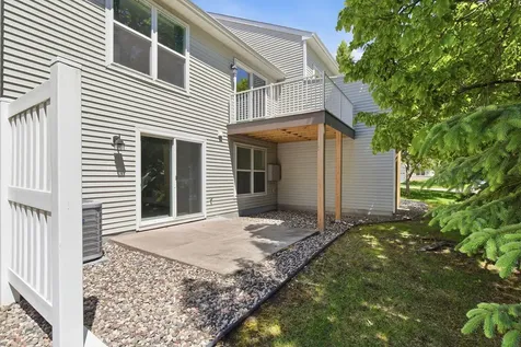 375 Wagon Wheel Lane Chaska MN 55318