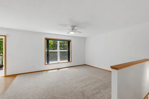 375 Wagon Wheel Lane Chaska MN 55318