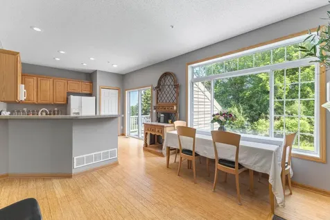 8828 Brunell Way Inver Grove Heights MN 55076