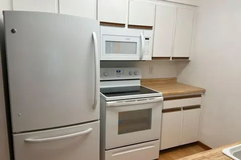 2809 E Minnehaha Parkway Minneapolis MN 55417