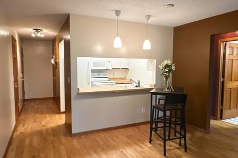 2809 E Minnehaha Parkway Minneapolis MN 55417