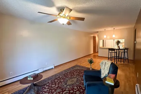 2809 E Minnehaha Parkway Minneapolis MN 55417