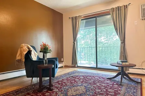 2809 E Minnehaha Parkway Minneapolis MN 55417