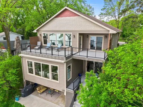 9823 103rd Street NW Annandale MN 55302