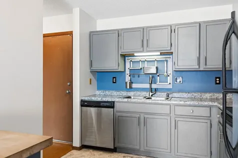 66 9th Street E Saint Paul MN 55101