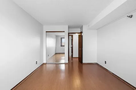 66 9th Street E Saint Paul MN 55101
