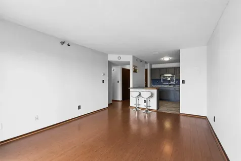66 9th Street E Saint Paul MN 55101