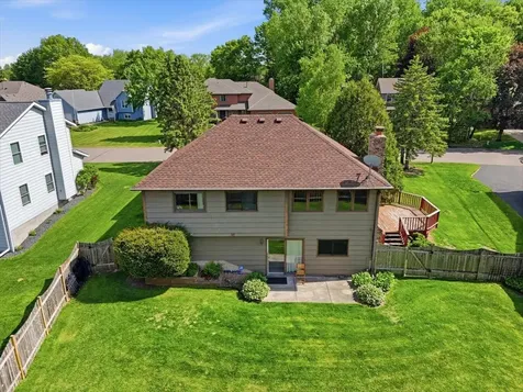 7860 Upper 17th Street N Oakdale MN 55128