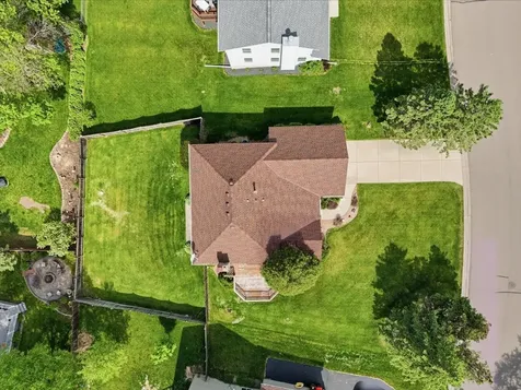 7860 Upper 17th Street N Oakdale MN 55128