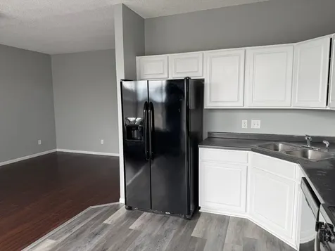 5905 Garwood Road N Brooklyn Park MN 55443