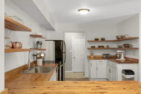 1390 Carling Drive Saint Paul MN 55108