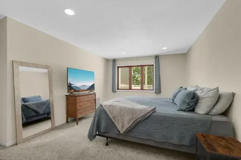 1390 Carling Drive Saint Paul MN 55108