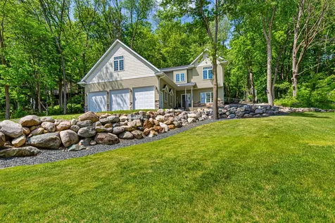 2119 199th Street W Faribault MN 55021