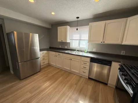 1038 Edgerton Street Saint Paul MN 55130