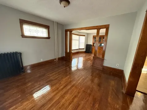 1038 Edgerton Street Saint Paul MN 55130