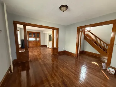 1038 Edgerton Street Saint Paul MN 55130