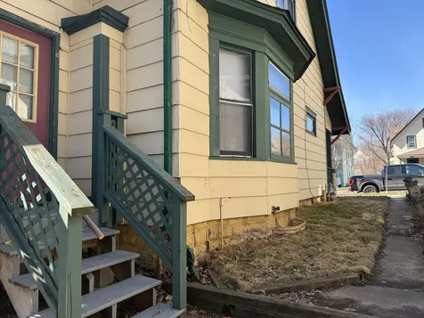 1038 Edgerton Street Saint Paul MN 55130