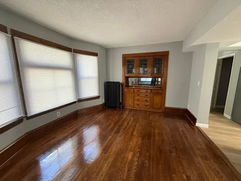 1038 Edgerton Street Saint Paul MN 55130